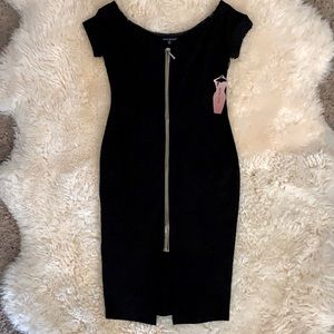 Off the shoulder zipper dress